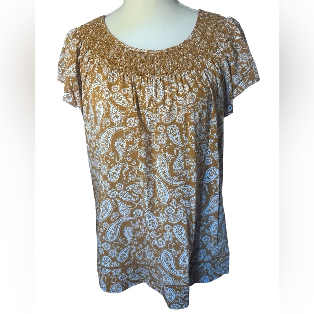 Daniel Rainn short-sleeve top.